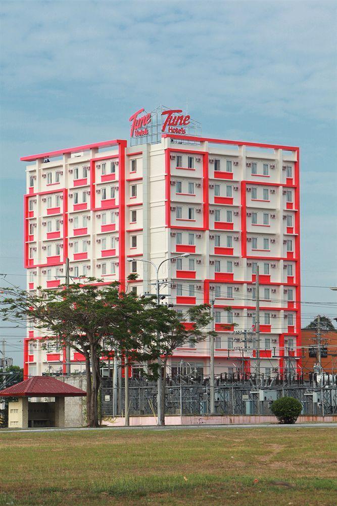 Hotel Red Planet Clark Angeles