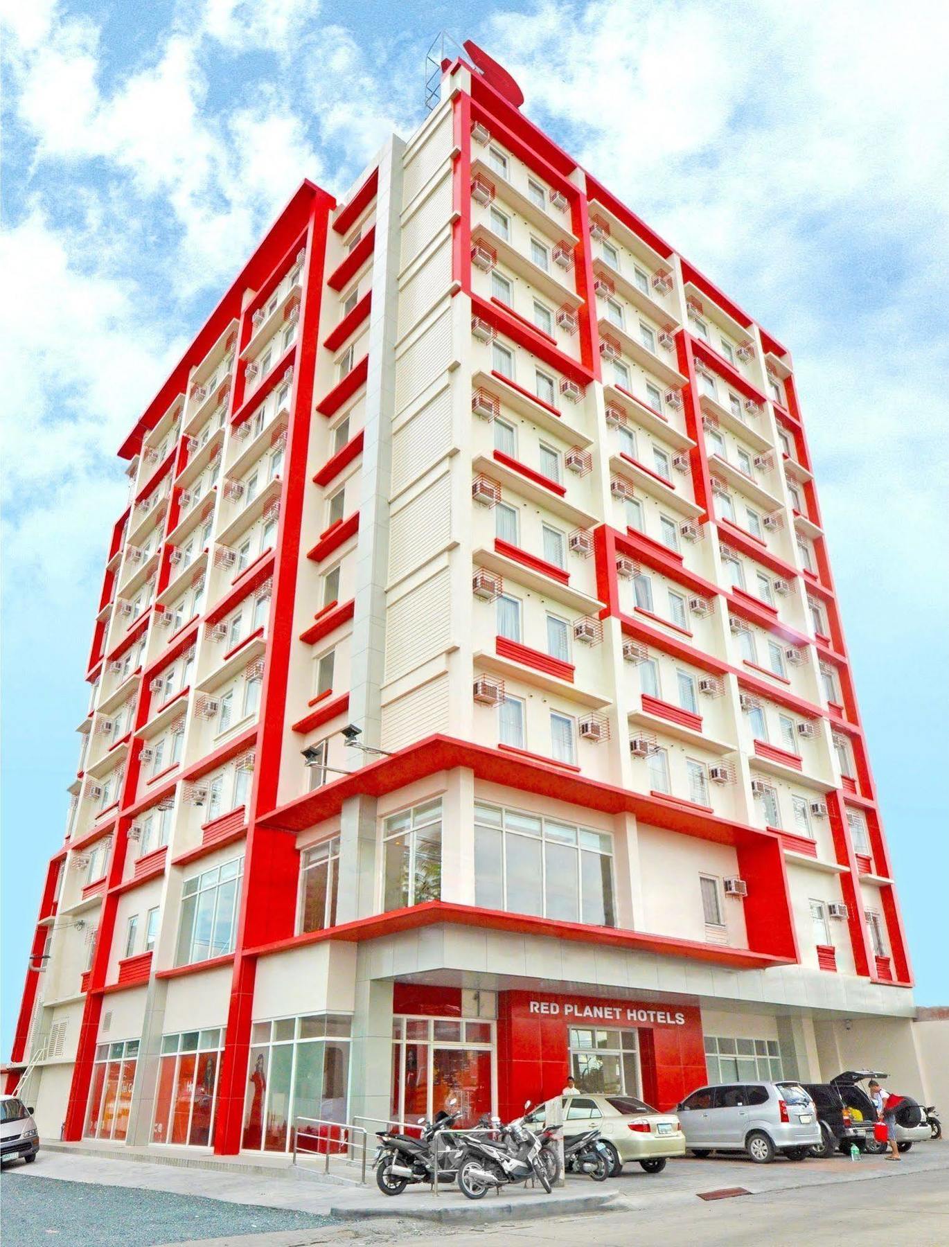 Red Planet Clark Hotel 3*