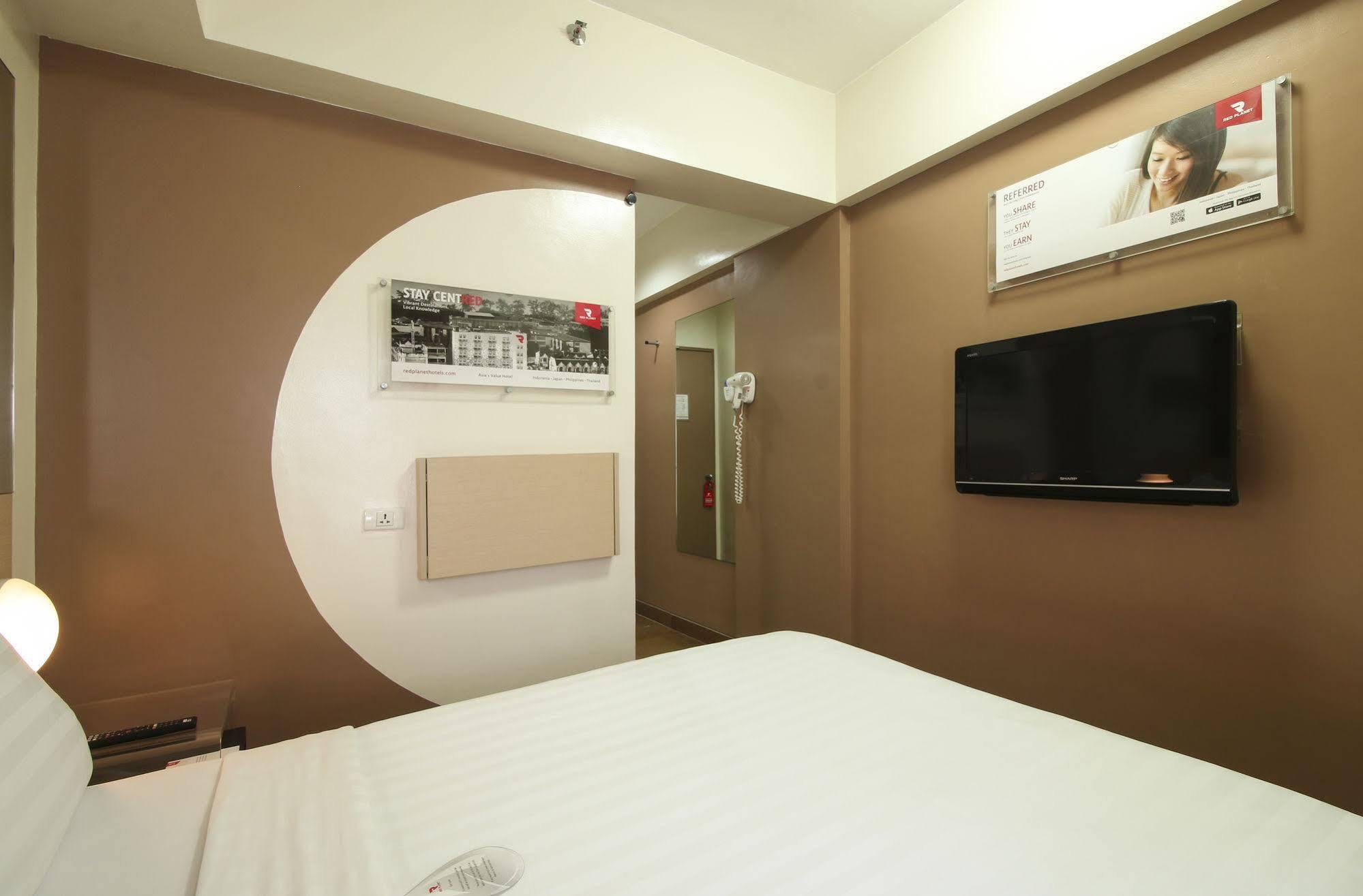 Red Planet Clark Hotel Angeles