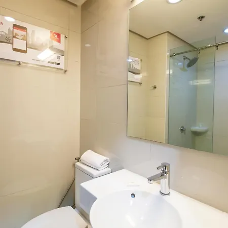 Red Planet Clark Angeles City Exterior photo