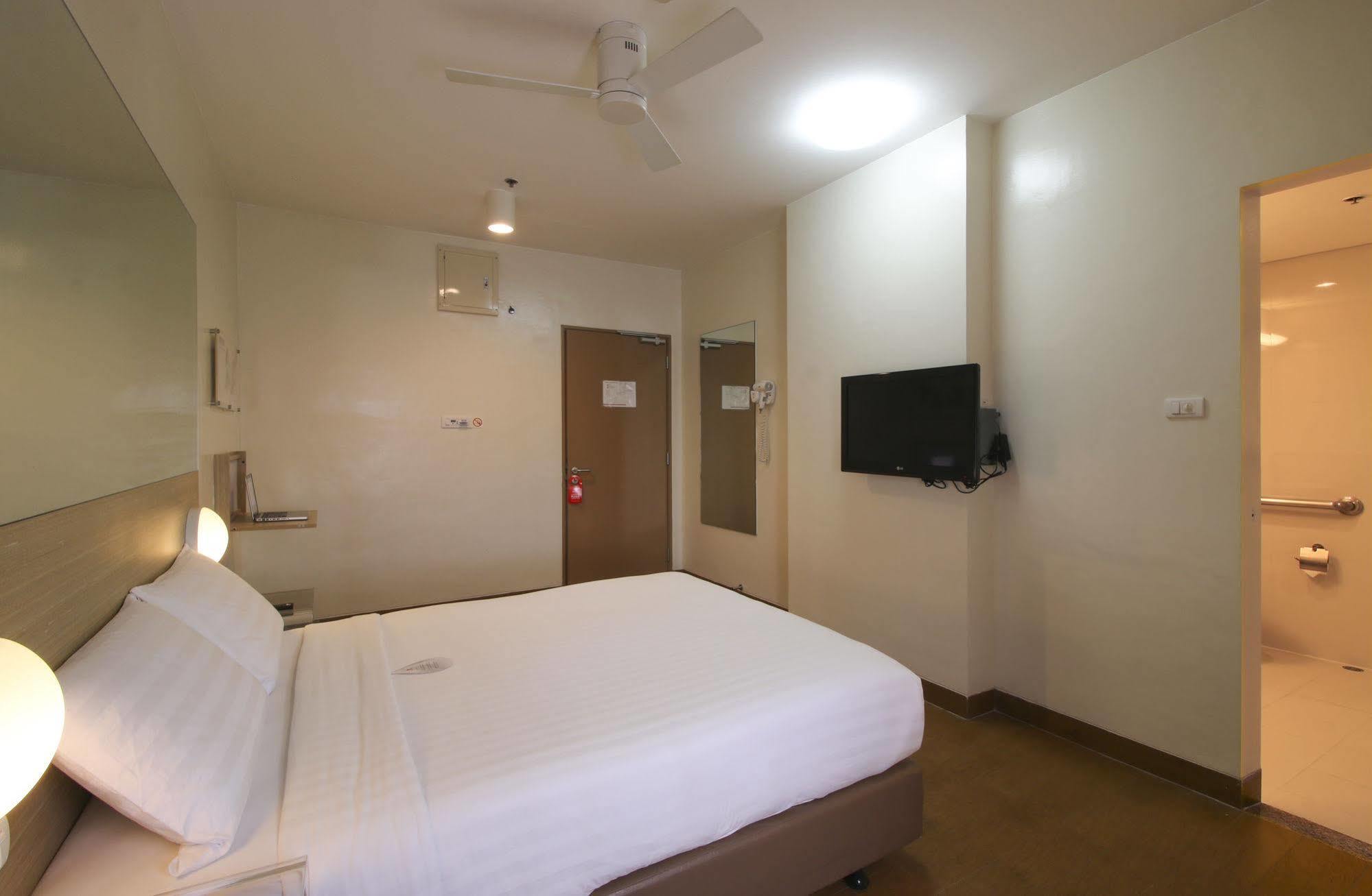Hotel Red Planet Clark Angeles